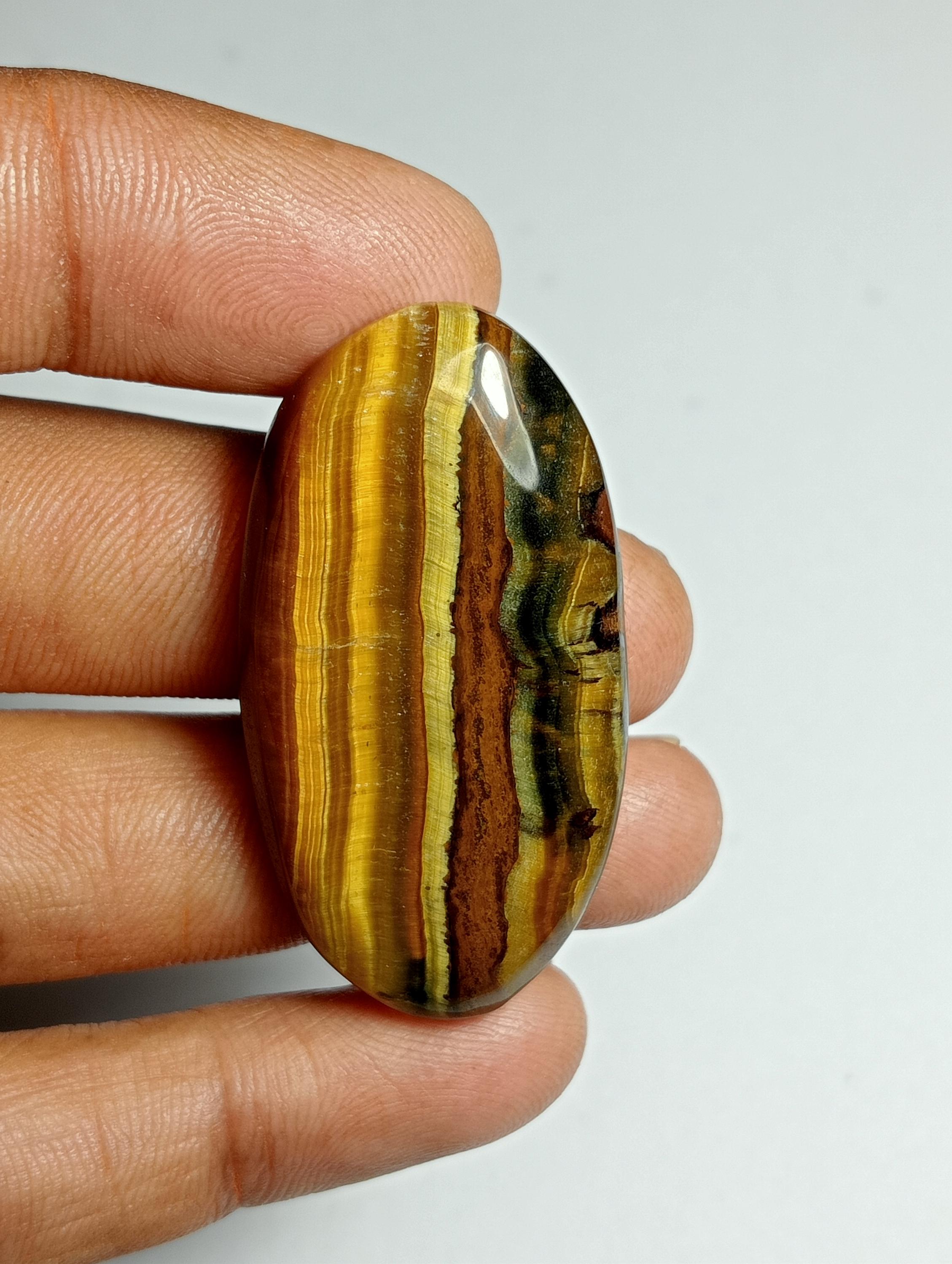 Cabochon D'Oeil De Tigre Naturel - Ovale, 29,81 Carats - Couleur Jaune Ocre - Neuf Avec Étiquettes