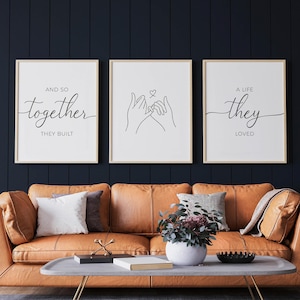 Und so zusammen bauten sie ein Leben auf, das sie liebten, Paar-Schlafzimmer-Drucke, Über dem Bett-Wanddekor, Wohnzimmer-Wandkunst zum Ausdrucken, Familien-Zitate