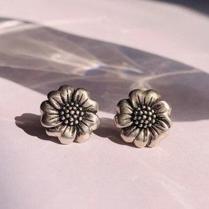 Oxidized flower shape studs in 925 pure silver, Everyday Earrings, Boho Studs, Gift For Her, Floral Studs, Indian oxidized earrings