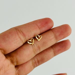 Minimalist Gold Heart Stud Earrings | 925 Sterling Silver, 18K Gold Plated | Dainty Open Heart Earrings | Hypoallergenic Everyday Jewelry