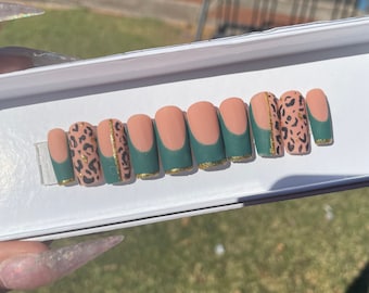 Emerald / cheetah fall press on nails
