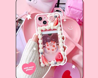 Decoden-telefoonhoesje: pastelroze bentocake met polaroidsleuf