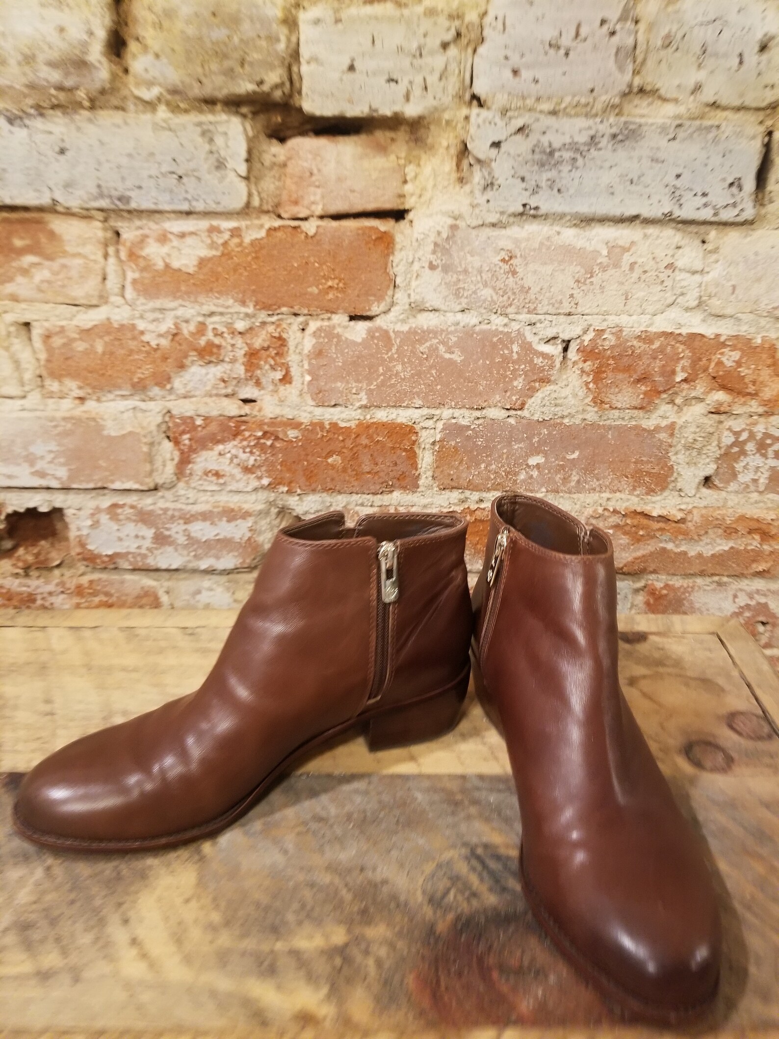 antonio melani boots brown