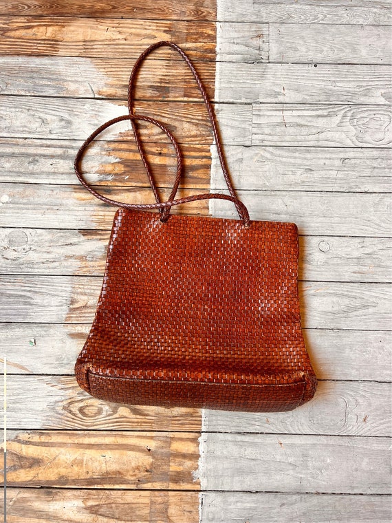 vintage leather saddle bag