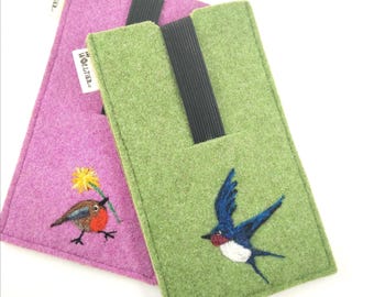 Wool felt phone case with cute little birds