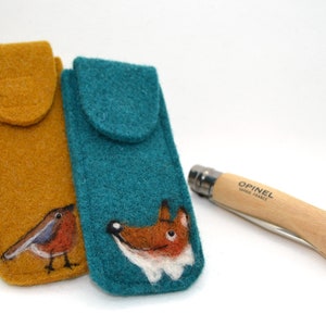 Children's pocket knife case made of wool felt with desired animal