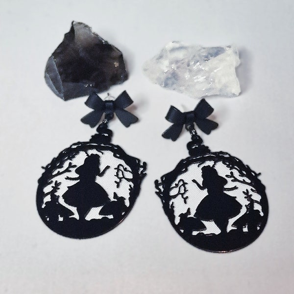 Boucles d'oreilles Alice aux Pays des Merveilles, Chat de Cheshire, Noeuds, Wicca, Noir, Style Gothique