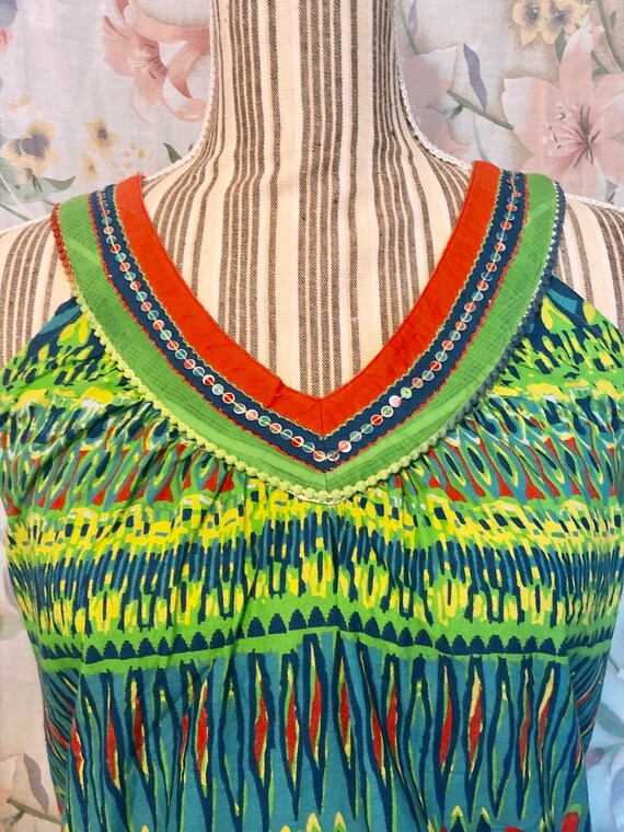 2000s BIBA Hippie Boho Chic VNeck Shift Dress Gem