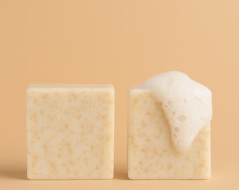 Saponetta artigianale all'avena, burro di karité e aloe vera
