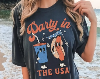 レトロコンフォートカラーズ 7月4日 USA グラフィックTシャツ 7月4日お揃いファミリーシャツ 愛国的な子供用 赤白青 7月4日ユースTシャツ