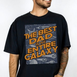 Father&#39;s Day Gifts Best Dad in Galaxy Shirt Dad Tshirts Fathers Day Gift from Son Daughter Space Lover Gifts Star Dads T-Shirt Dad Present