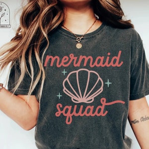 Retro Summer Graphic Tee Beach Shirt Summer Tshirt Beachy Outfit Comfort Colors Summertime Tees Vacation T-Shirt Size Up for Oversized Shirt