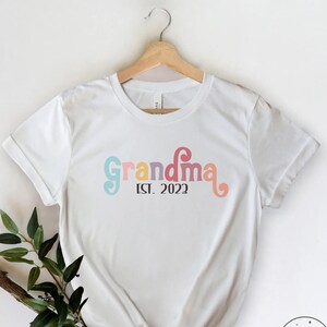 Camisa de abuela, regalo de abuela, regalos de bisabuela, regalo de abuela de nietos, camisa de Nana, anuncio de embarazo, regalos de mamá, camiseta de abuela