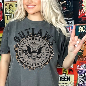 Hippie Cowgirl Shirt Rocker Tshirts Distressed Retro Cowboy Comfort Colors Tees T-Shirt Oversized Vintage Music Tee 90s Country Songs Shirt