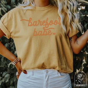 Retro Summer Graphic Tee Beach Shirt Summer Tshirt Beachy Outfit Comfort Colors Summertime Tees Vacation T-Shirt Size Up for Oversized Shirt