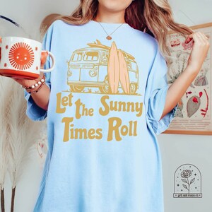Retro Summer Graphic Tee Beach Shirt Summer Tshirt Beachy Outfit Comfort Colors Summertime Tees Vacation T-Shirt Size Up for Oversized Shirt