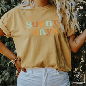 Retro Summer Graphic Tee Beach Shirt Summer Tshirt Beachy Outfit Comfort Colors Summertime Tees Vacation T-Shirt Size Up for Oversized Shirt