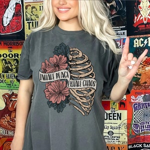 Comfort Colors Tshirts Skeleton Shirt Rocker Floral Skull Shirt Distressed Retro Mental Health Graphic Tee Oversized Vintage Gothic Bohemian