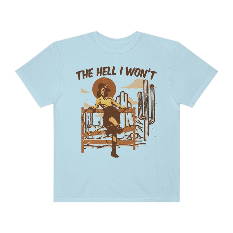 Cowgirl Shirt Western Distressed Retro Graphic Tee Cowboy Tshirt Comfort Colors T-Shirt Oversized Vintage Rodeo Tee Country Songs T Shirt Chambray