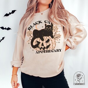 Halloween Shirt Cat Shirt Halloween Sweatshirt Halloween Cat Shirts Halloween Pumpkin Black Cat Halloween Sweater Fall Sweatshirt Fall Tees