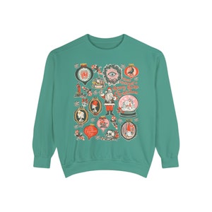 Scary Christmas Sweatshirt COMFORT COLORS Sweatshirts Victorian Gothic Christmas Shirt Christmas Spooky Christmas Halloween Creepy Christmas Light Green