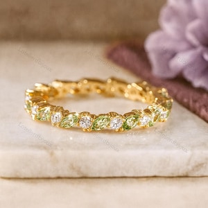 Vintage Peridot Wedding Band, 14k Solid Gold Ring, Cluster Marquise Peridot Diamond Ring,August Birthstone Ring,Stacking Band,Gift for Women
