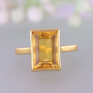 Emerald Cut Citrine ring, November Birthstone Jewelry, Statement Ring, Gold Promise Ring, Rectangle Ring, Engagement Ring Cocktail Gold Ring