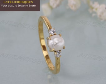 Vintage Dainty Pearl Engagement Ring Rose Gold Pearl Wedding Ring Round Pearl Jewelry Custer Moissanite Wedding Ring Promise Gift For Her