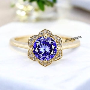 Vintage Tanzanite Gemstone Ring 14k Yellow Gold Promise Ring Personalized Diamond Jewelry December Birthstone Anniversary Gift for Women