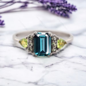Emerald Cut Alexandrite Ring Peridot Ring Color Changing Gemstone Ring Statement Jewelry Elegant Design Wedding Gift Promise Ring for Her image 3