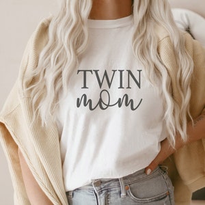 Mama Shirt twin mom · Geschenk Mama · Zwillinge · Mom Shirt · Geschenk Muttertag · Geburtstag Mama · Muttertagsgeschenk · NORI ·