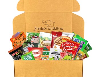 YummySnackBox Large 15+ most popular and tasty snacks ftom Thailand