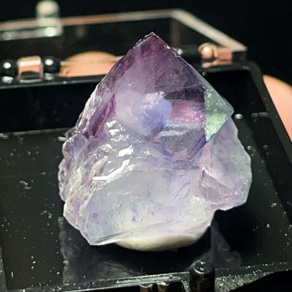 紫蛍石水晶標本：希少鉱物、良質鉱物 L6748 - Etsy 日本