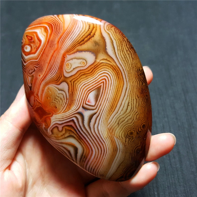 TOP Beatiful Polished Silk Banded Agate Crystal From MadagascarHealing AgateHealing stone Energy