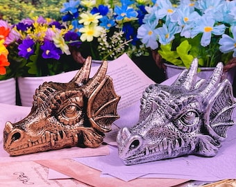 Socle boule de cristal tête de dragon : décoration d&#39;intérieur fantastique