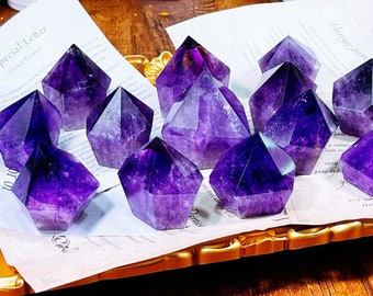 Natural Amethyst Quartz Crystal Obelisk Wand: Healing Point