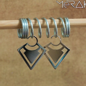 Stainless steel triangle earrings, geometric earrings, minimal earrings