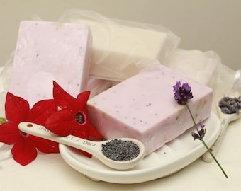 Handmade, Natural & Organic Lavender Body Soap Bar - Free UK Delivery