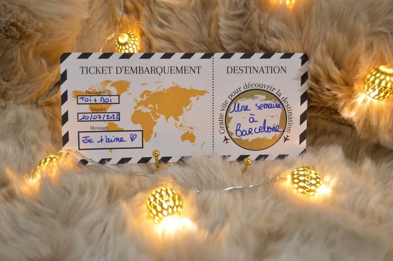 Carte d'embarquement à gratter / billet d'avion personnalisable / billet a gratter / boarding pass / ticket surprise image 1