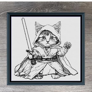 Könnte beinhalten: Schwarzweißes Kreuzstichmuster einer Katze, die als Krieger verkleidet ist und ein Lichtschwert hält. Das Muster trägt den Titel "Kitty Warrior" und misst 194 x 188 Stiche.