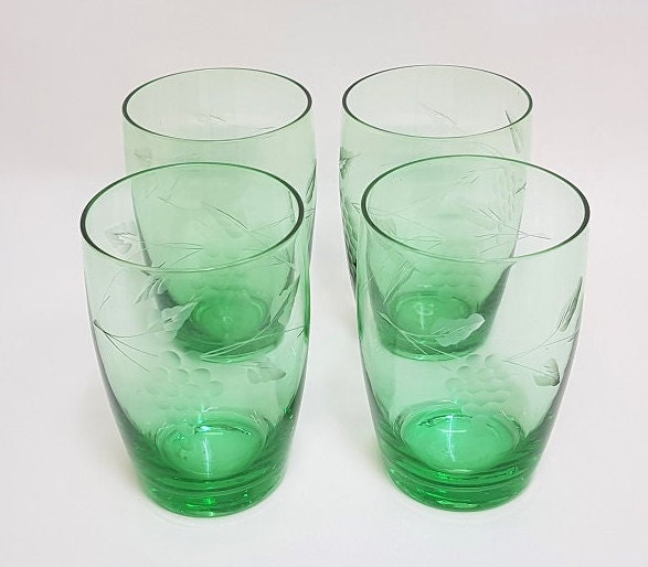 Set of 4 Green Depression Glass Tumblers Etched Grape Design Etsy