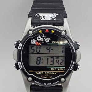 Vintage Mickey Mouse Watch Plastic - Etsy display picture 3