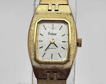 Pulsar Ladies Gold Tone Dress Watch White Dial V811-X061  display picture 2