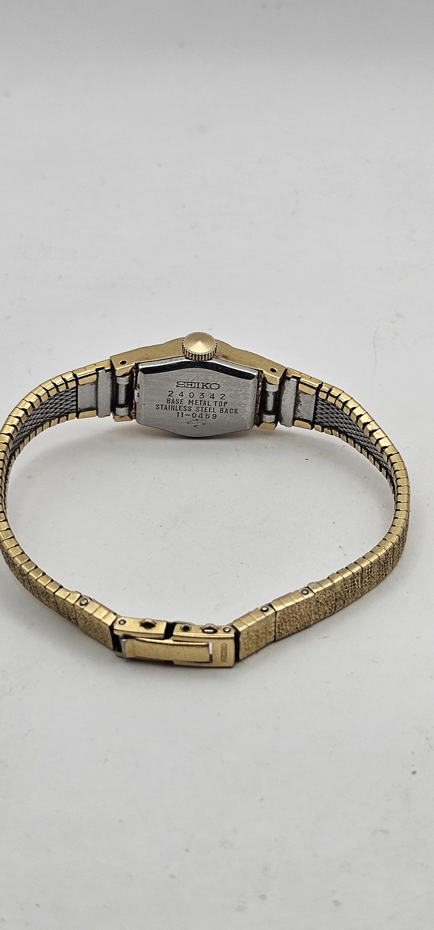 Beautiful Vintage Ladies Seiko Watch, Gold Tone Dial and