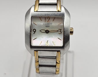 Vintage Tissot 1853 tweekleurig parelmoerhorloge collectible Zwitsers hardloopcadeau voor haar kleine pols: 24 mm