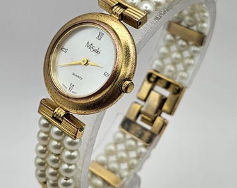 Beautiful Vintage Misaki Gold Tone, Women Watch, Handmade Pearls bracelet, Mother of Pearl Dial, Quartz SWISS, New battery, Gift for her. Beautiful Vintage Misaki Gold Tone, Women Watch, Handmade Pearls bracelet, Mother of Pearl Dial, Quartz SWISS, New battery, Gift for her.