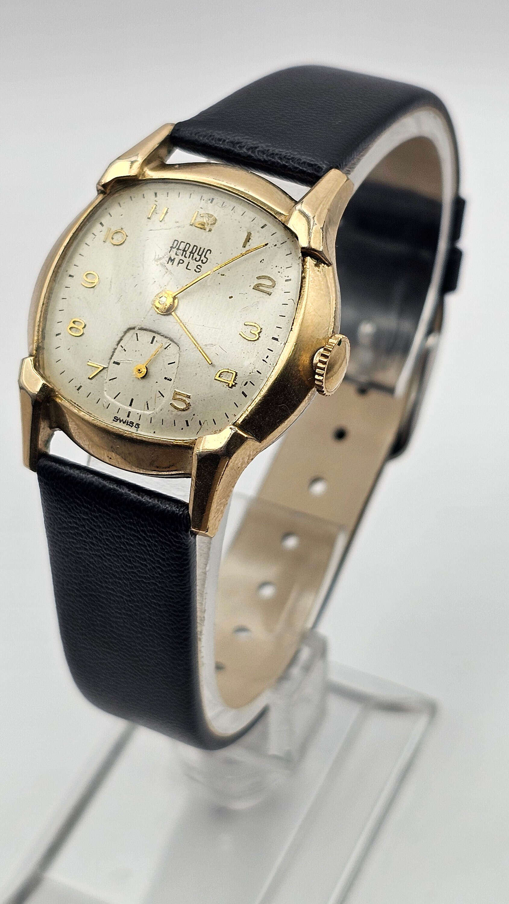Vintage 1940's PERRYS MPLS 10K Gold Filled Bezel Watch With Subsecond ...
