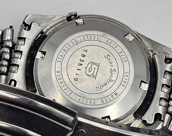Vintage and Rare Seiko 5 JDM Sportmatic Diashock 21 Jewels 6619