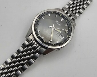 Vintage and Rare Seiko 5 JDM Sportmatic Diashock 21 Jewels 6619