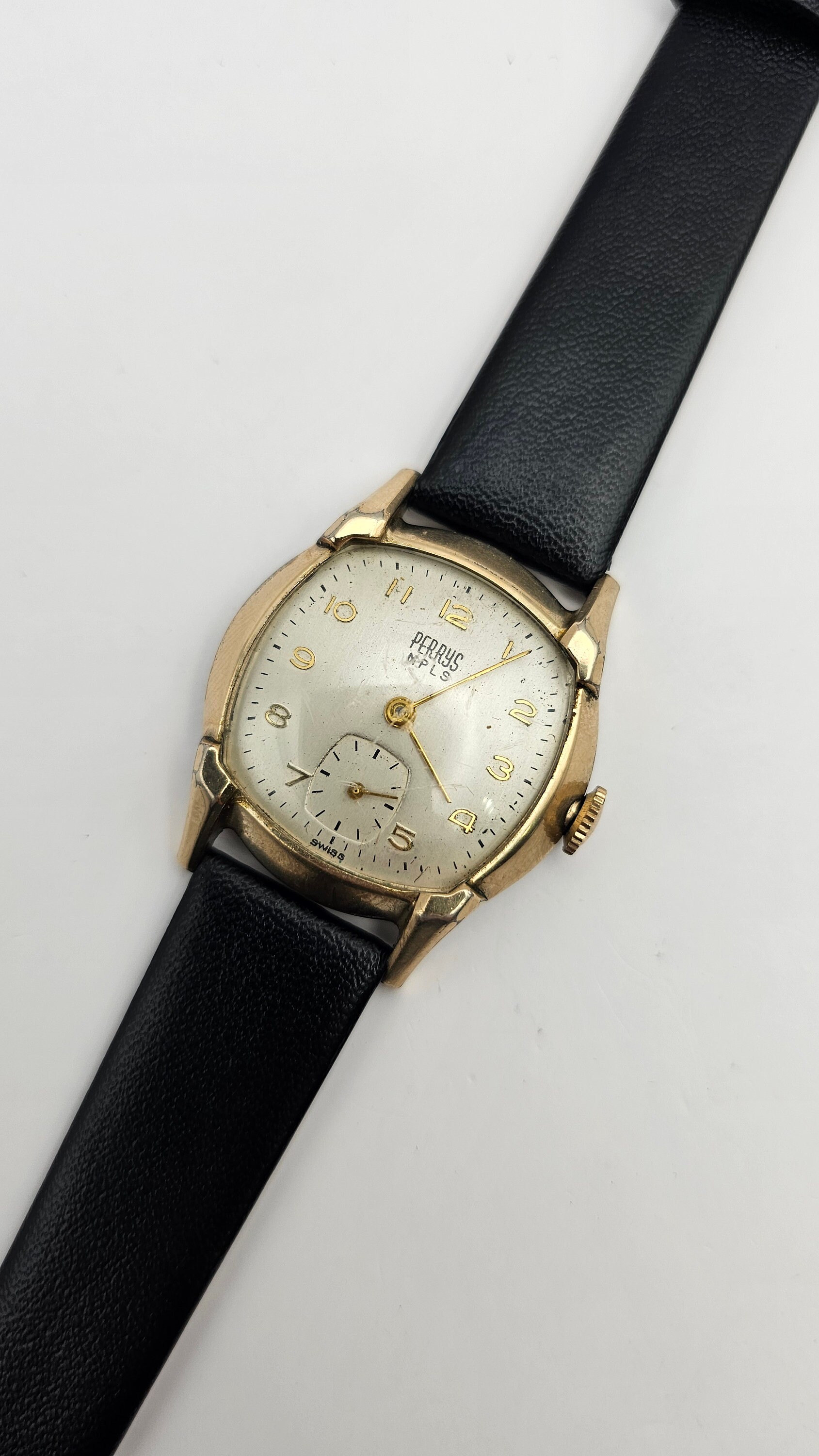 Vintage 1940's PERRYS MPLS 10K Gold Filled Bezel Watch With Subsecond ...